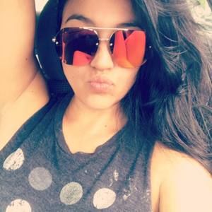 Meet your Posher, Fernanda